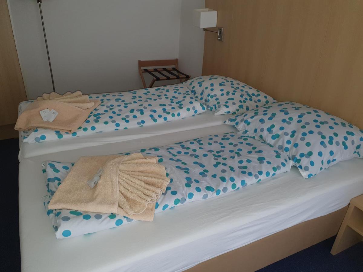 Apartments Kromeriz Ngoại thất bức ảnh