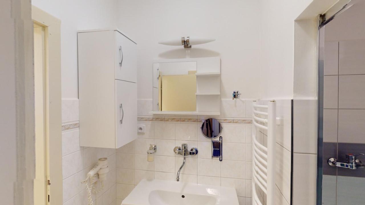 Apartments Kromeriz Ngoại thất bức ảnh