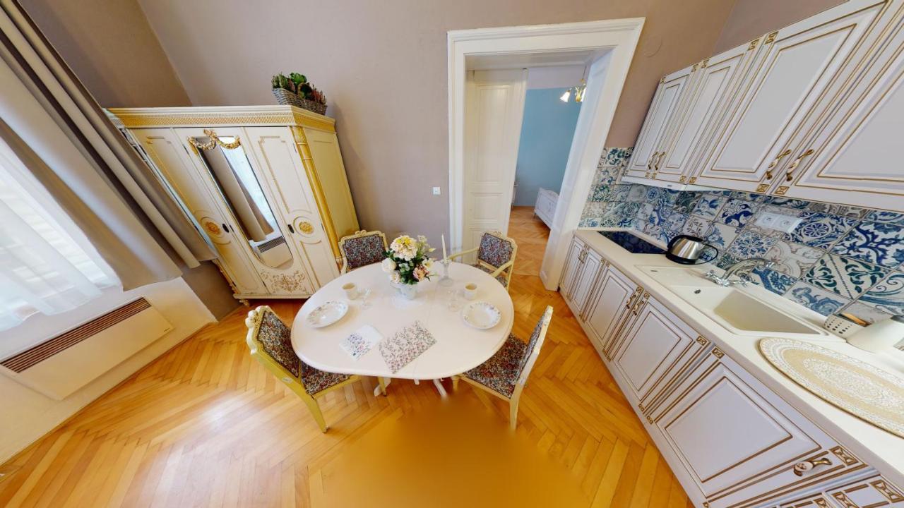 Apartments Kromeriz Ngoại thất bức ảnh