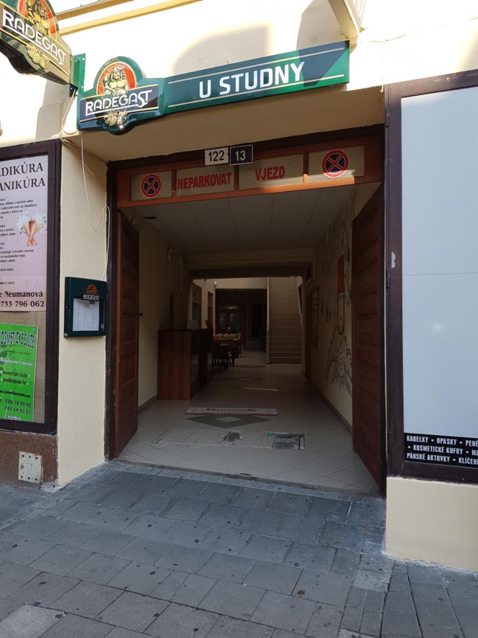 Apartments Kromeriz Ngoại thất bức ảnh